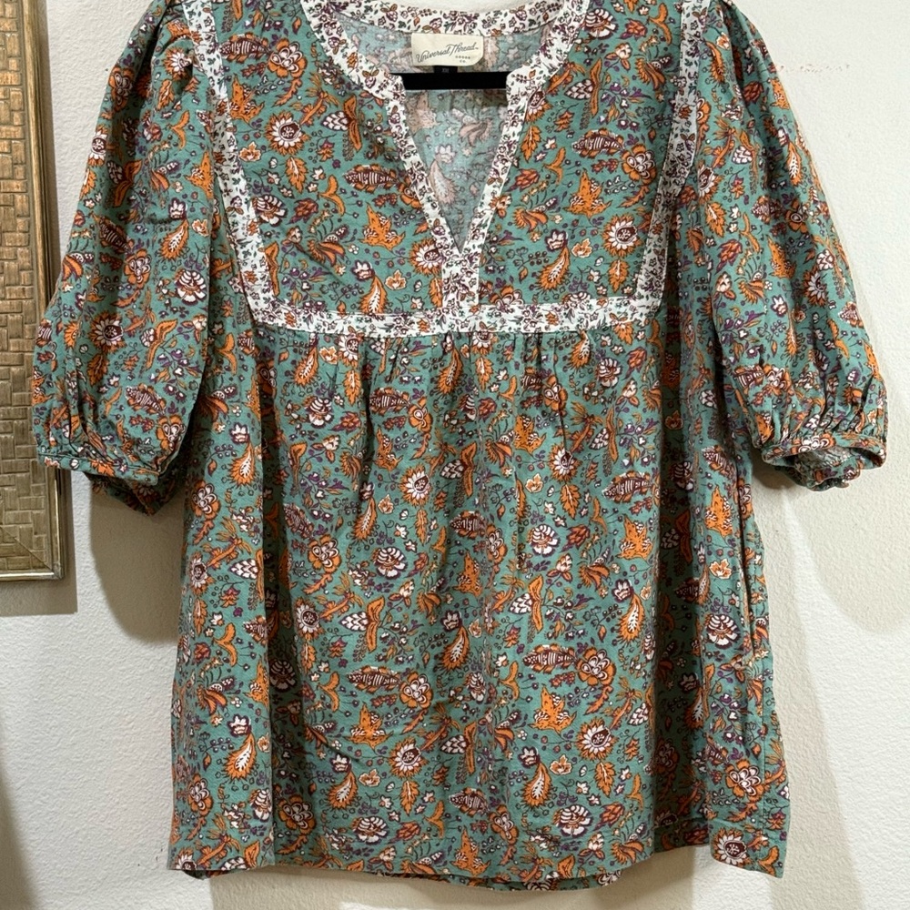 UNIVERSAL THREAD Green Floral Short Puffy 3/4 Sleeve V Neck Size XXL